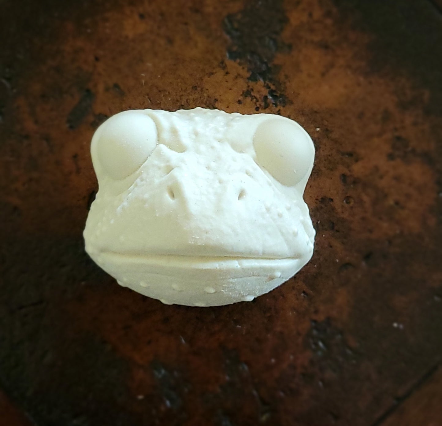 Loveland Frogman magnet cryptidcurosities